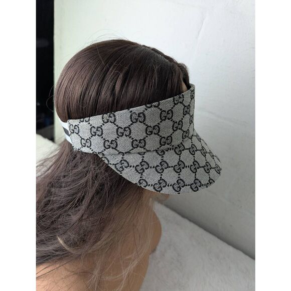 Gucci Sun Visor GG Logo Plate Hat Light Gray Black&Gray Strap Designer One Size - Picture 5 of 11